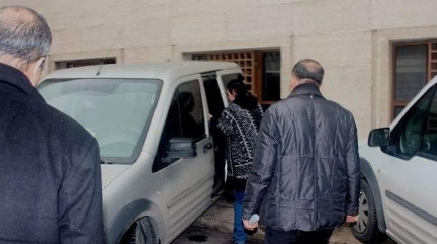 &Ccedil;&ouml;p Konteynerinde Bulunan Bebeğin &Ouml;l&uuml;m&uuml;yle İlgili Rapor Bekleniyor