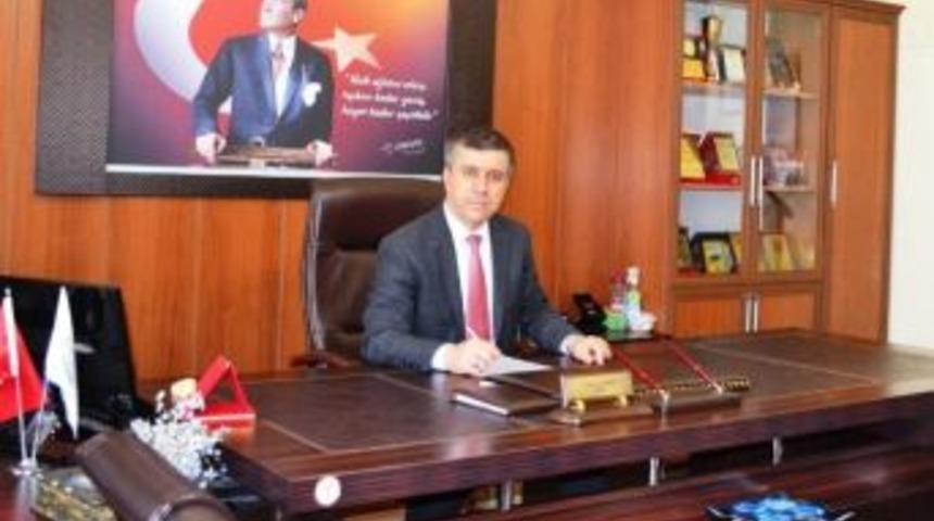 Ehem &Uuml;niversiteli Yapıyor