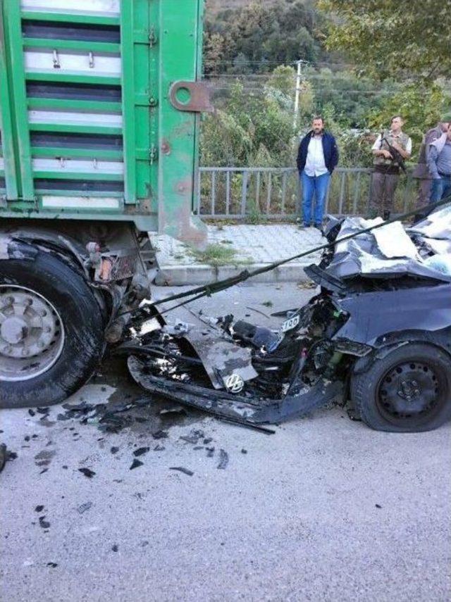 Trabzon’da Trafik Kazası: 2 Ölü, 2 Yaralı