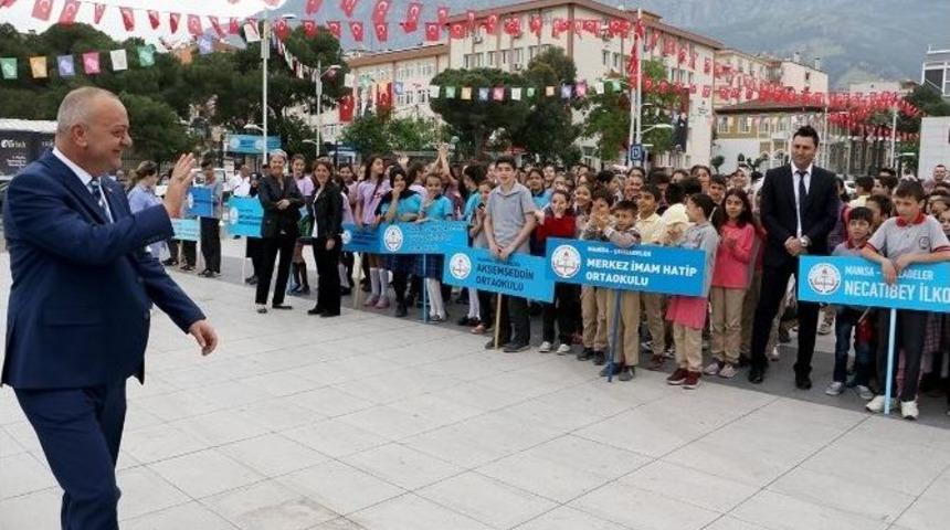 Başkan Erg&uuml;n&rsquo;den &Ouml;ğrencilere Başarı Mesajı