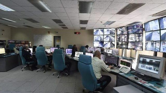 Metrolarda 24 Saat Sıkı Gözetim