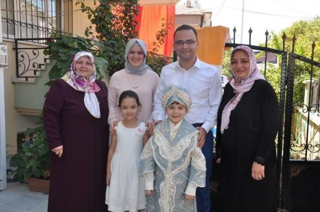 Palabıyık Ailesinin Mutlu G&uuml;n&uuml;