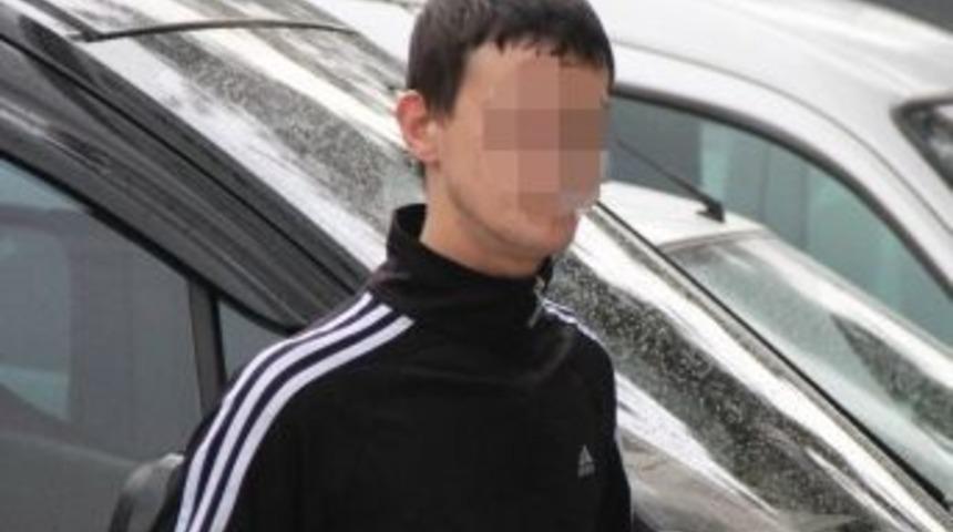 Kavgayı Ayırmak İsteyen Polis Okulu &Ouml;ğrencisi Bı&ccedil;aklandı