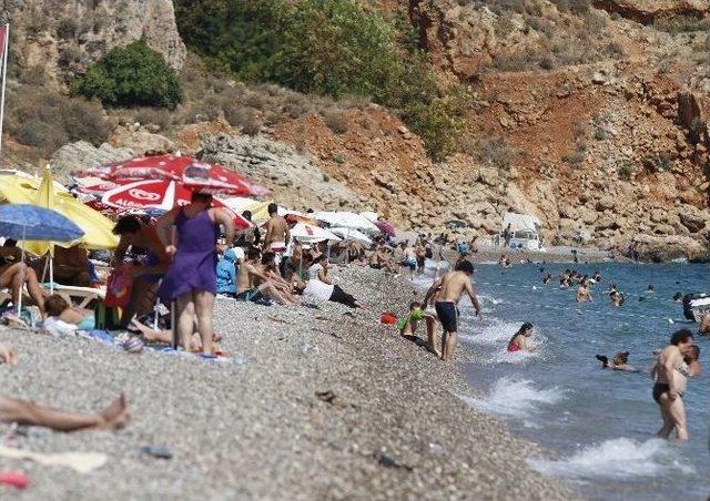 Antalya’da Sıcak Hava