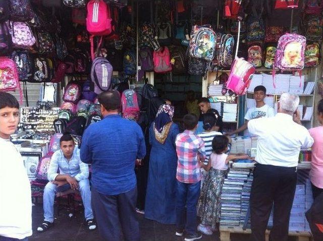 Şanlıurfa’da Okul Alışverişi Yoğunluğu