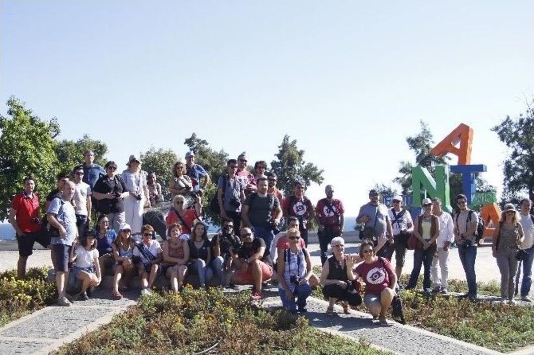 Fotoğraf&ccedil;ılardan K&uuml;resel Y&uuml;r&uuml;y&uuml;ş