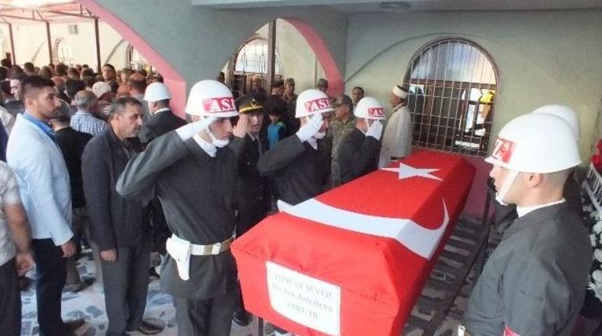 Kazada Hayatını Kaybeden Astsubay Son Yolculuğuna Uğurlandı