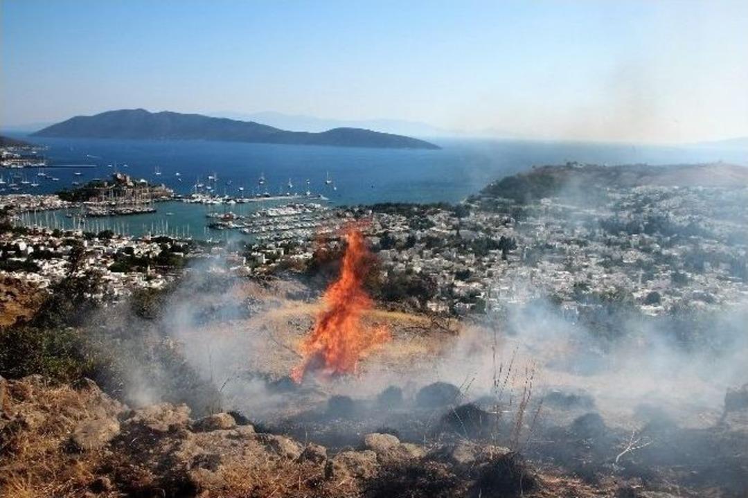 Bodrum&rsquo;un Tarihi Tepesi Yandı