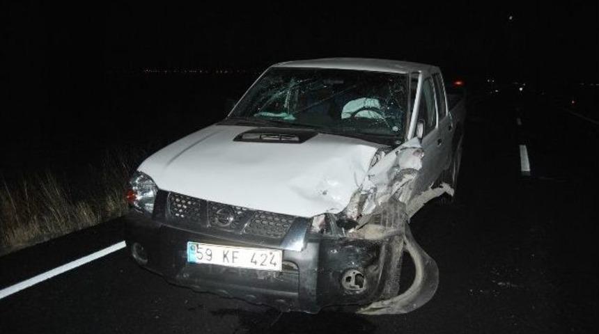 Tekirdağ&rsquo;da İki Otomobil &Ccedil;arpıştı: 7 Yaralı