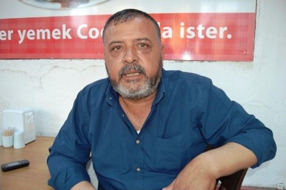 Tabutu Denizin &Uuml;zerinden Kabristana G&ouml;t&uuml;r&uuml;lerek Son Arzusu Yerine Getirildi