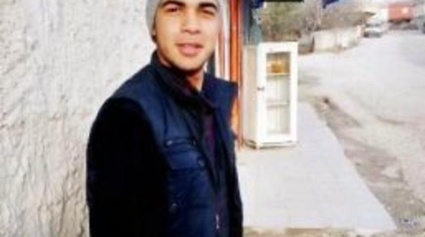 Adana&rsquo;da Bı&ccedil;aklı Kavga: 1 &Ouml;l&uuml;, 1 Yaralı