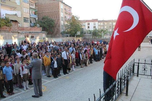 Elazığ’da İlk Ders Zili Çaldı