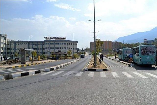 Manisa Cbü Hafta Sultan Hastanesi’nde Trafik Sorunu Çözüldü