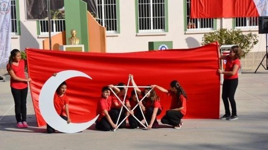 Biga&rsquo;da 13 Bin &Ouml;ğrenci Ders Başı Yaptı