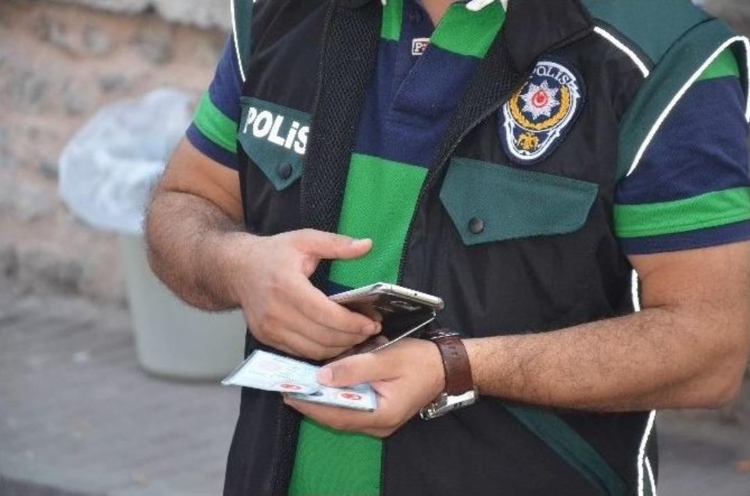 Narkotimler Okul &Ouml;nlerinde Kuş U&ccedil;urtmuyor