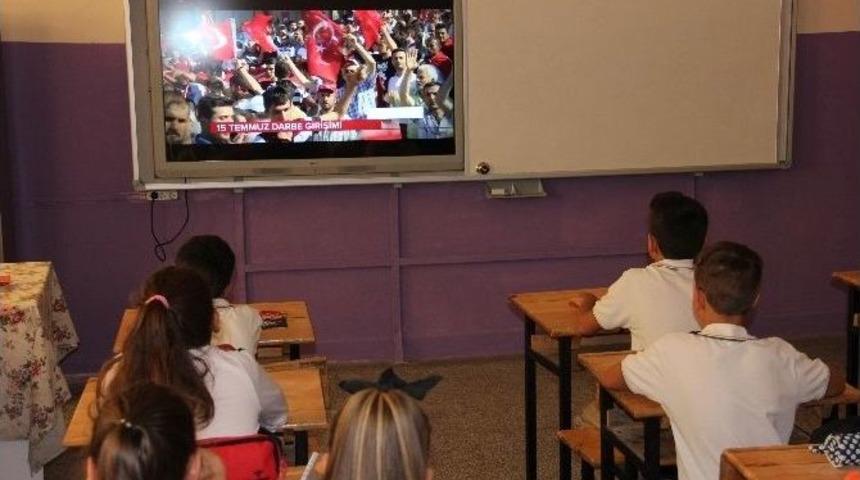 İlk Ders: ‘15 Temmuz Demokrasi Zaferi’ Videosu