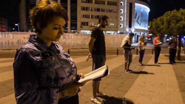 17 Duran adam serbet bırakıldı