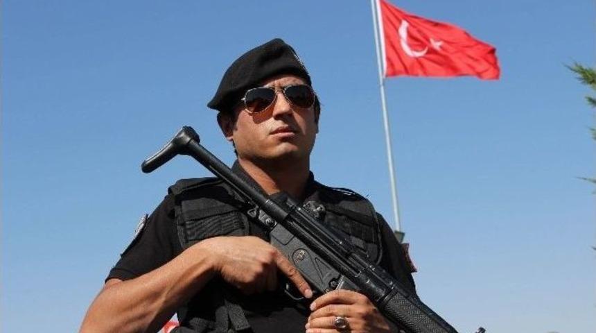 15 Temmuz Demokrasi Şehitleri Anıtı A&ccedil;ıldı