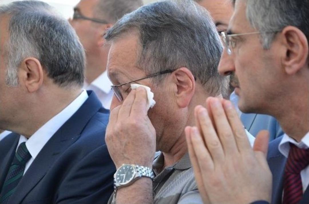 &Ccedil;aykur Genel M&uuml;d&uuml;r&uuml; İmdat S&uuml;tl&uuml;oğlu&rsquo;nun Annesi Elmas S&uuml;tl&uuml;oğlu Son Yolculuğuna Uğurlandı