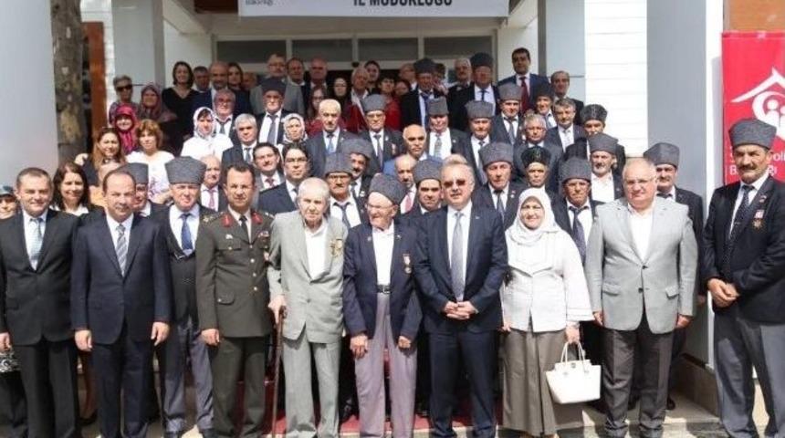 Edirne&rsquo;de Gaziler G&uuml;n&uuml; T&ouml;renle Kutlandı