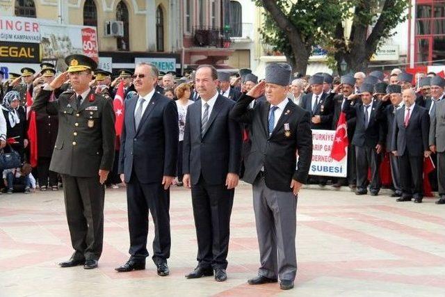 Edirne’de Gaziler Günü Törenle Kutlandı