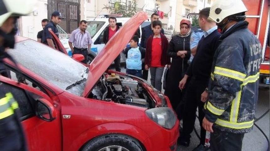 Yozgat&rsquo;ta Otomobil Yangını Korkuttu