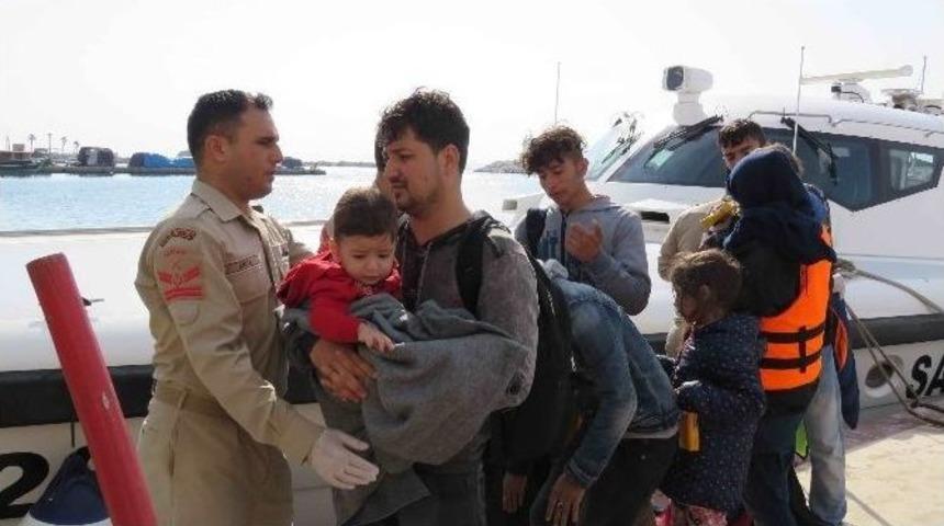 Çanakkale’de 61 Kaçak Göçmen Yakalandı