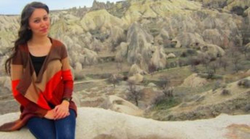 27 Yaşında Kansere Yenik Düştü