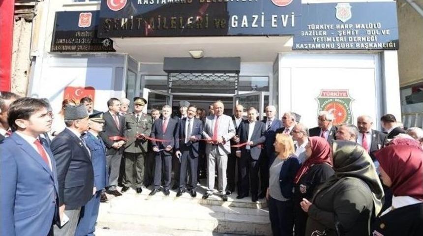 Şehit Aileleri Ve Gaziler Evi A&ccedil;ıldı