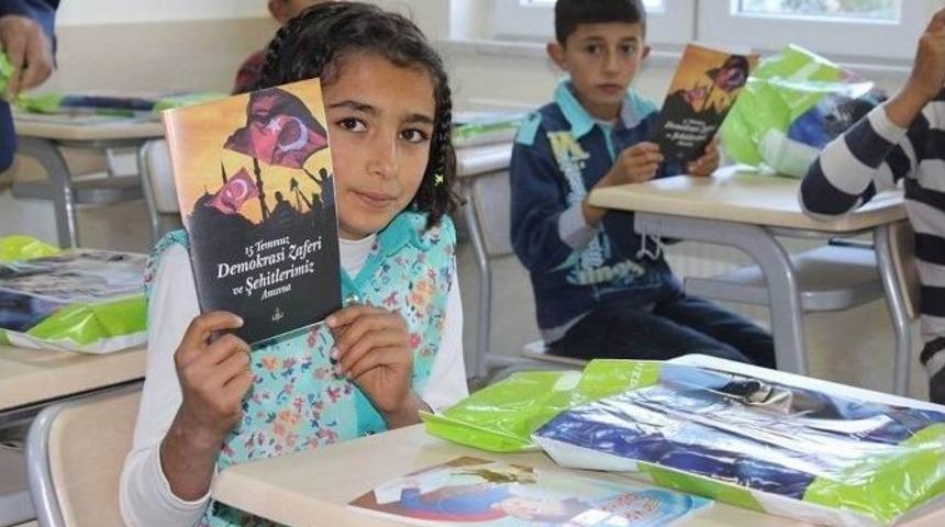 Okullarda İlk Ders: &rsquo;15 Temmuz Darbe Girişimi&rsquo;