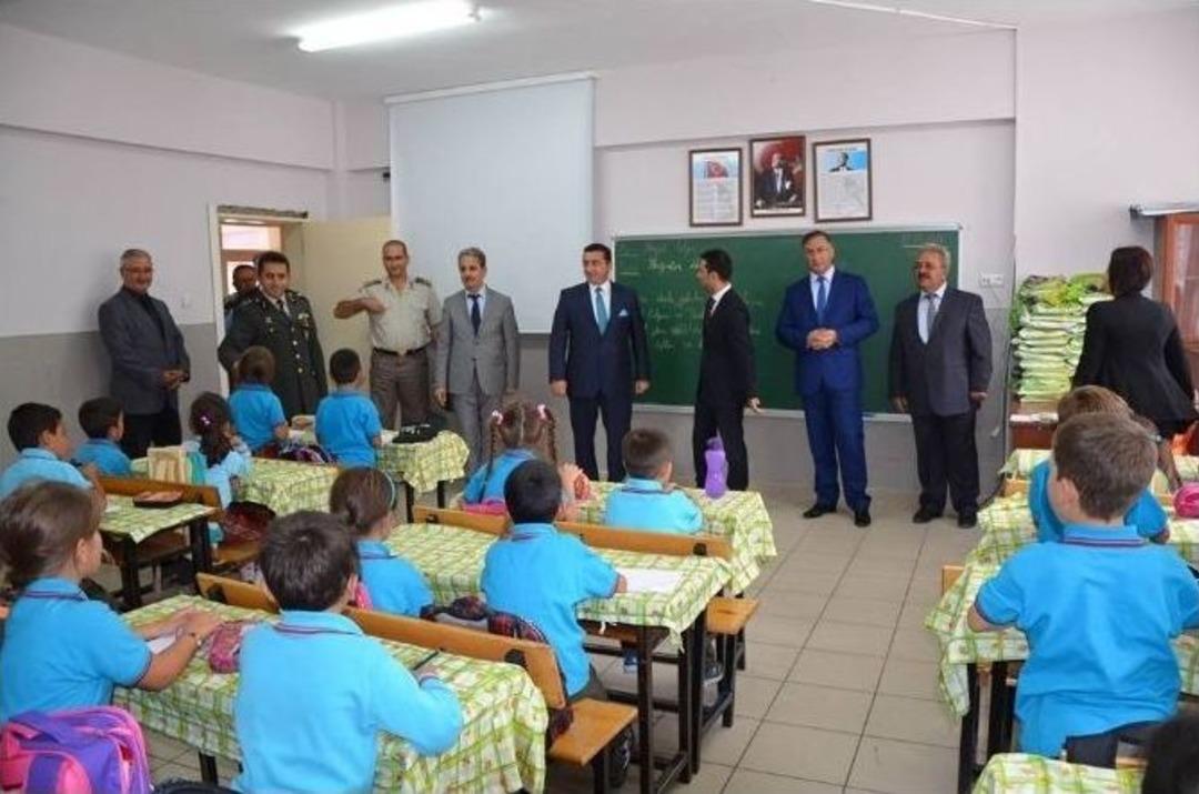 Boz&uuml;y&uuml;k&rsquo;te İlk Ders Zili &Ccedil;aldı