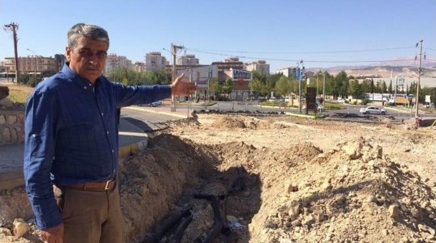 Yol Yapımına Mahalleli Tepki G&ouml;sterdi