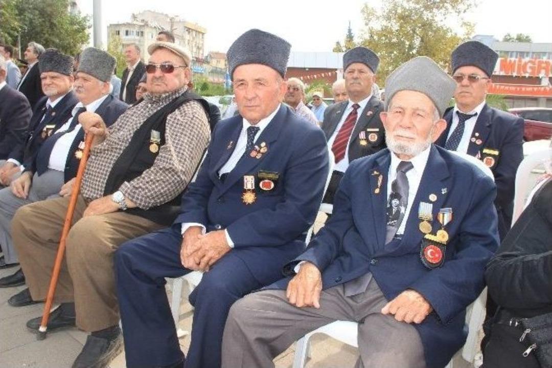 Edremit&rsquo;te Gaziler G&uuml;n&uuml; Kutlandı