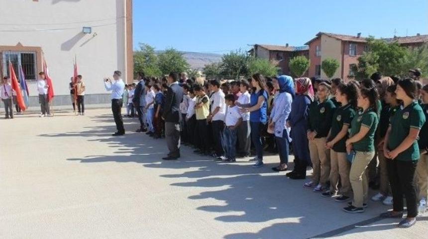 Yavuzeli&rsquo;nde Gaziler G&uuml;n&uuml; Kutlandı