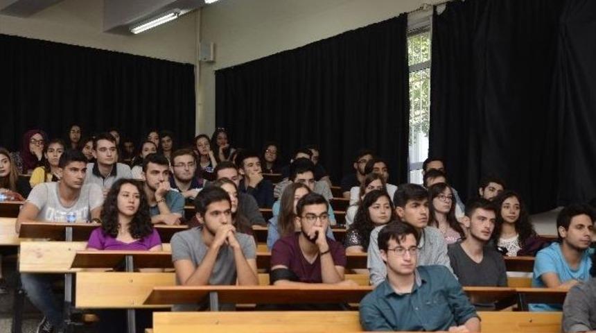 Esog&uuml; Tıp Fak&uuml;ltesi&rsquo;nden Yeni &Ouml;ğrenciler İ&ccedil;in &lsquo;oryantasyon Programı&rsquo;