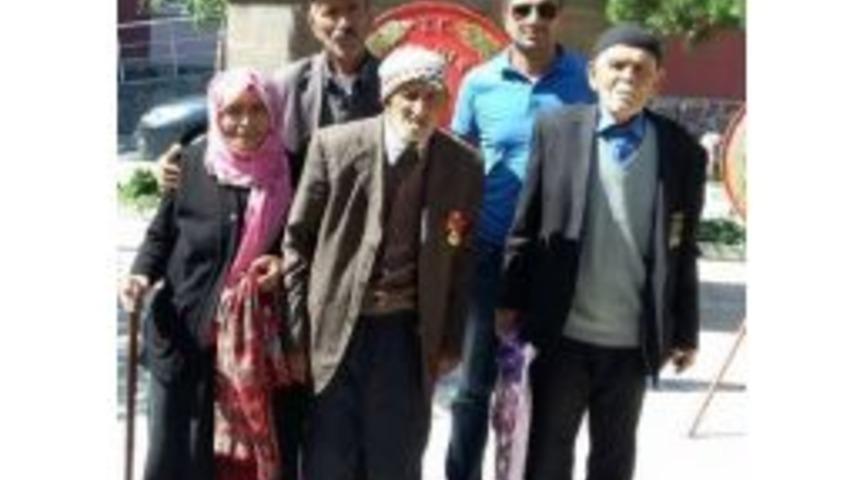 &Ccedil;ıldır&rsquo;da Gaziler G&uuml;n&uuml; Kutlandı