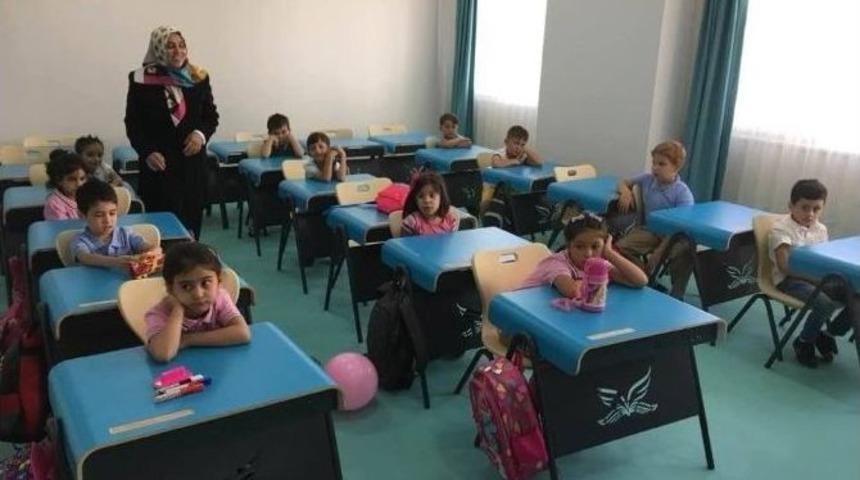 İkra Koleji&rsquo;nde İlk Ders Zili &Ccedil;aldı