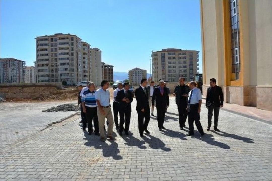 Velilerin Okul Tepkisi &Uuml;zerine Vali Toprak İncelemelerde Bulundu