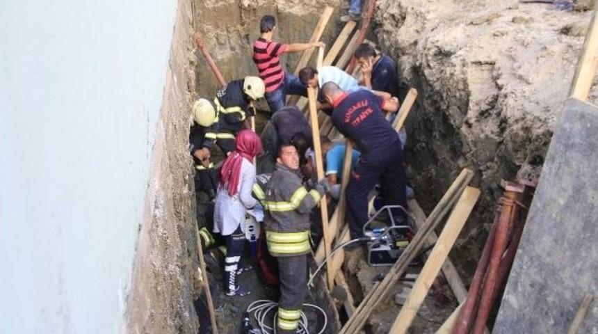 Temel Kazısında Toprak Kayması: 2 Yaralı