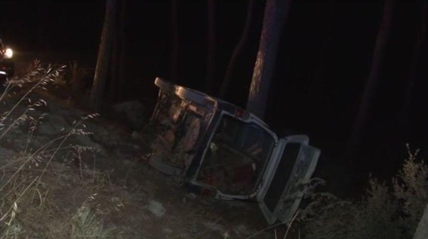 Buca&rsquo;da Midib&uuml;s Şarampole Yuvarlandı: 1 Yaralı