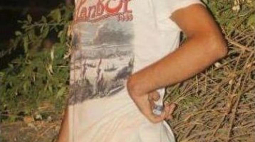 Kapka&ccedil; Yaptığı Arkadaşını &Ccedil;ocuğunun Yanında &Ouml;ld&uuml;rd&uuml;