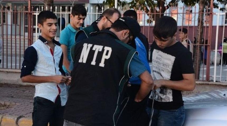 Elazığ&rsquo;da Narkotimler G&ouml;revde