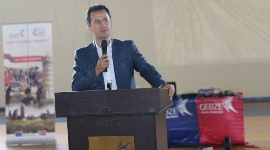 Rekt&ouml;r G&ouml;rg&uuml;n&rsquo;den Gt&uuml; &Ouml;ğrencilerine Yurt M&uuml;jdesi