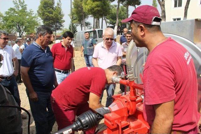 Adana Ve Osmaniye’de Köylülere Çok Amaçlı Su Tankeri Dağıtıldı