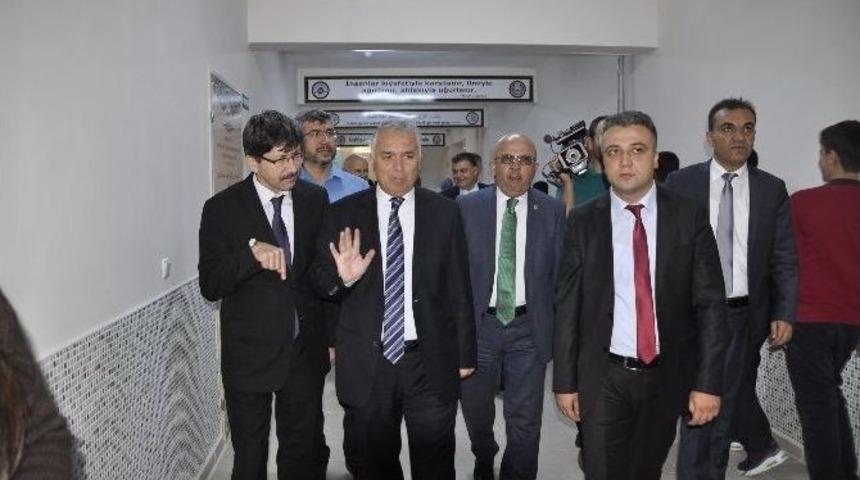 Fet&ouml;&rsquo;den A&ccedil;ığa Alınan &Ouml;ğretmenler Eğitimi Olumsuz Etkilemedi