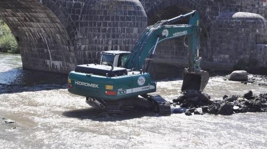 Bakan Talimat Verdi, Kars &Ccedil;ayı&rsquo;nda Islah &Ccedil;alışmaları Başladı