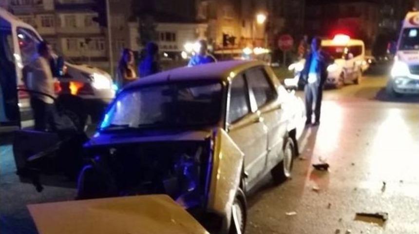 Sungurlu&rsquo;da Trafik Kazası: 2 Yaralı