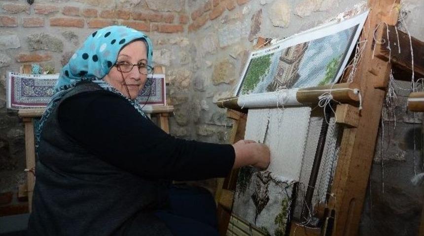 İzmek Halı Kurslarında İş Garantili Eğitim Veriliyor