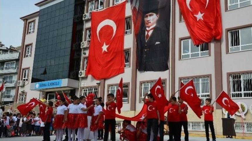 S&ouml;ke&rsquo;de İlk&ouml;ğretim Haftası Kutlandı