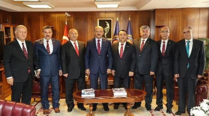 Bakan Işık&rsquo;tan Harb-iş&rsquo;e Teşekk&uuml;r